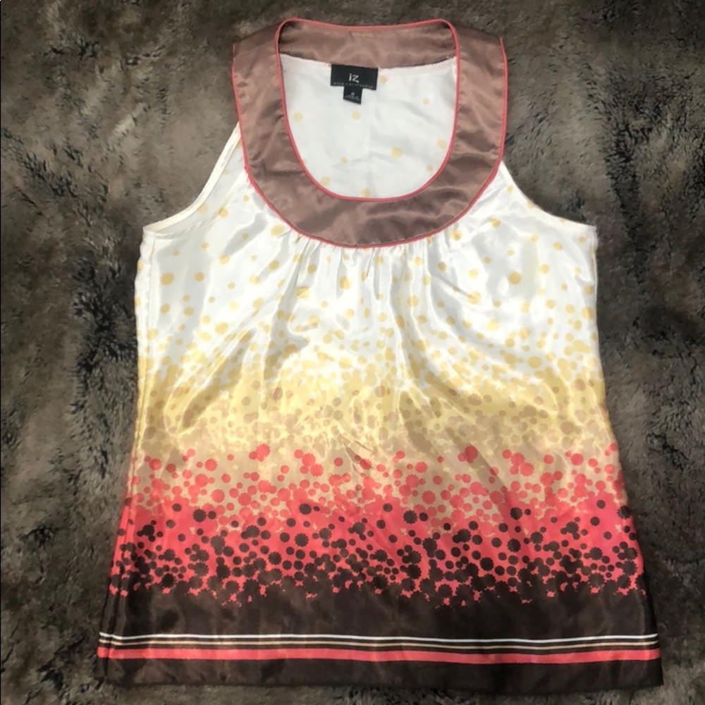 Sleeveless blouse